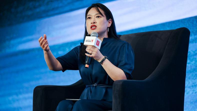 沈奕斐被举报事件背后:一个家庭的焦虑是如何传递到下一代的?
